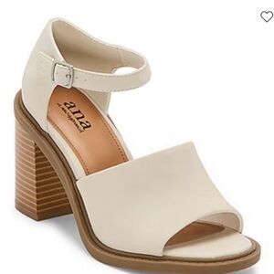 a.n.a Women's Cream Block Heel Sandals